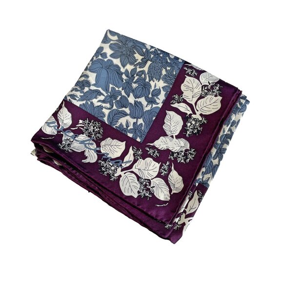 Vintage Weekend Max Mara Silk Scarf - Picture 2 of 14